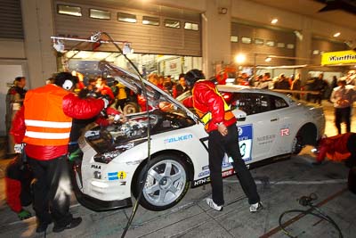 23;20-May-2012;23;24-Hour;Deutschland;Germany;Green-Hell;Grüne-Hölle;Kazuki-Hoshino;Michael-Krumm;Nissan-GT‒R;Nuerburg;Nuerburgring;Nurburg;Nurburgring;Nürburg;Nürburgring;Rhineland‒Palatinate;Team-Nissan-GT‒R;Tetsuya-Tanaka;Toshio-Suzuki;atmosphere;auto;endurance;motorsport;pitlane;pitstop;racing;wide-angle