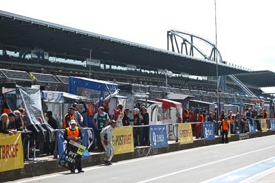 20-May-2012;24-Hour;Deutschland;Germany;Green-Hell;Grüne-Hölle;Nuerburg;Nuerburgring;Nurburg;Nurburgring;Nürburg;Nürburgring;Rhineland‒Palatinate;atmosphere;auto;crew;endurance;motorsport;pitlane;racing;team;telephoto