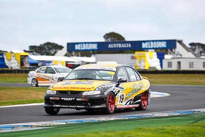 19;19;22-September-2012;Australia;Holden-Commodore-VT;Nathan-Callaghan;Phillip-Island;Saloon-Cars;Shannons-Nationals;VIC;Victoria;auto;motorsport;racing;telephoto