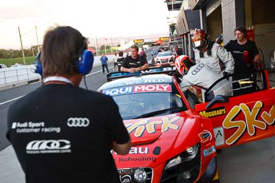 6;6;7-February-2013;Audi-R8-LMS;Australia;Bathurst;Bathurst-12-Hour;Grand-Tourer;Mt-Panorama;NSW;New-South-Wales;Rod-Salmon;Skwirk-Oneworld-Bar;Topshot;Warren-Luff;atmosphere;auto;crew;endurance;group;mechanics;motorsport;pitlane;racing;team;wide-angle