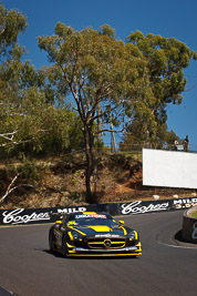 36;36;8-February-2013;Alexander-Roloff;Australia;Bathurst;Bathurst-12-Hour;Bernd-Schneider;Erebus-Motorsport;Erebus-Racing;Grand-Tourer;Mercedes‒Benz-SLS-AMG-GT3;Mt-Panorama;NSW;New-South-Wales;The-Dipper;Thomas-Jaeger;Thomas-Jäger;auto;endurance;motorsport;racing;telephoto;trees