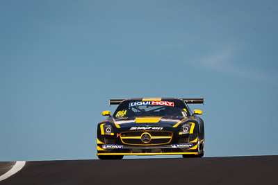 36;36;9-February-2013;Alexander-Roloff;Australia;Bathurst;Bathurst-12-Hour;Bernd-Schneider;Erebus-Motorsport;Erebus-Racing;Grand-Tourer;Mercedes‒Benz-SLS-AMG-GT3;Mt-Panorama;NSW;New-South-Wales;Thomas-Jaeger;Thomas-Jäger;auto;endurance;motorsport;racing;sky;super-telephoto