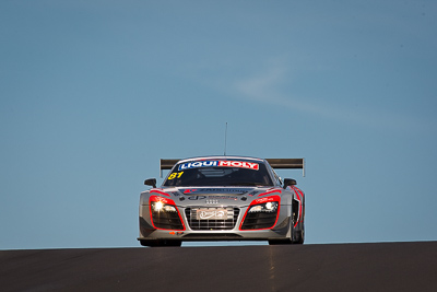 81;81;9-February-2013;Audi-R8-LMS-Ultra;Australia;Bathurst;Bathurst-12-Hour;Christian-Zügel;Dragonspeed;Elton-Julian;Eric-Lux;Grand-Tourer;Mt-Panorama;NSW;New-South-Wales;auto;endurance;motorsport;racing;sky;super-telephoto