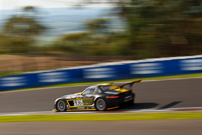 36;36;9-February-2013;Alexander-Roloff;Australia;Bathurst;Bathurst-12-Hour;Bernd-Schneider;Erebus-Motorsport;Erebus-Racing;Grand-Tourer;Mercedes‒Benz-SLS-AMG-GT3;Mt-Panorama;NSW;New-South-Wales;The-Esses;Thomas-Jaeger;Thomas-Jäger;auto;endurance;motion-blur;motorsport;racing;telephoto