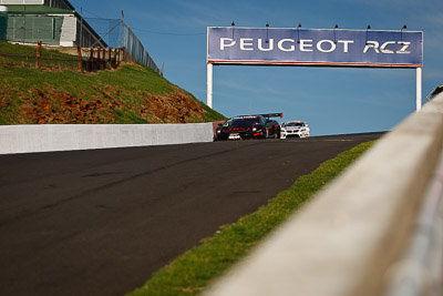 11;11;9-February-2013;Australia;Bathurst;Bathurst-12-Hour;David-Russell;Grand-Tourer;JBS-Swift;Lamborghini-Gallardo-LP‒560;Mt-Panorama;NSW;New-South-Wales;Peter-Kox;Roger-Lago;auto;endurance;motorsport;racing;telephoto