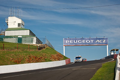 7;7;9-February-2013;Angus-Kennard;Australia;Bathurst;Bathurst-12-Hour;Dean-Herridge;Grand-Tourer;John-ODowd;Maximum-Motorsport;Mt-Panorama;NSW;New-South-Wales;Subaru-Impreza-WRX-STI;auto;clouds;endurance;motorsport;racing;sky;telephoto