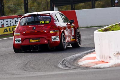 70;70;9-February-2013;Aaron-Harris;Australia;Bathurst;Bathurst-12-Hour;Grand-Tourer;Kevin-Gallichan;Michael-Driver;Motorsport-Services;Mt-Panorama;NSW;New-South-Wales;Sam-Fillmore;Seat-Leon-Supercopa;The-Esses;auto;endurance;motorsport;racing;super-telephoto