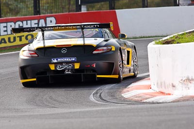 36;36;9-February-2013;Alexander-Roloff;Australia;Bathurst;Bathurst-12-Hour;Bernd-Schneider;Erebus-Motorsport;Erebus-Racing;Grand-Tourer;Mercedes‒Benz-SLS-AMG-GT3;Mt-Panorama;NSW;New-South-Wales;The-Esses;Thomas-Jaeger;Thomas-Jäger;auto;endurance;motorsport;racing;super-telephoto