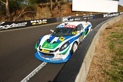 60;60;9-February-2013;Australia;Bathurst;Bathurst-12-Hour;Ben-Gower;Grand-Tourer;Lotus-Elise;Motionsport;Mt-Panorama;NSW;New-South-Wales;Pete-Storey;Simon-Phillips;The-Dipper;auto;endurance;motorsport;racing;wide-angle