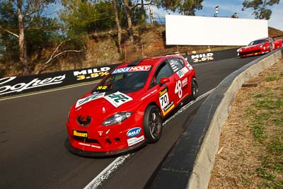 70;70;9-February-2013;Aaron-Harris;Australia;Bathurst;Bathurst-12-Hour;Grand-Tourer;Kevin-Gallichan;Michael-Driver;Motorsport-Services;Mt-Panorama;NSW;New-South-Wales;Sam-Fillmore;Seat-Leon-Supercopa;The-Dipper;auto;endurance;motorsport;racing;wide-angle