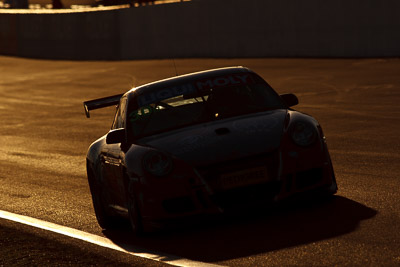 30;10-February-2013;30;Australia;Bathurst;Bathurst-12-Hour;Drew-Russell;Grand-Tourer;Hunter-Motorsports;Jonny-Reid;Mt-Panorama;NSW;New-South-Wales;Porsche-911-GT3-Cup-997;Steven-Johnson;auto;backlight;endurance;morning;motorsport;racing;sunrise;super-telephoto