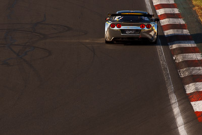 29;10-February-2013;29;Australia;Bathurst;Bathurst-12-Hour;Chevrolet-Corvette-Z06‒R-GT3;Grand-Tourer;Greg-Murphy;Hell-Corner;Ivan-Capelli;Jim-Manolios;Mt-Panorama;NSW;New-South-Wales;Trofeo-Motorsport;auto;endurance;morning;motorsport;racing;super-telephoto