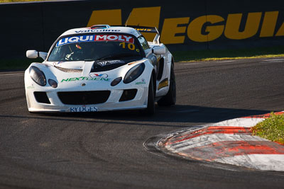 10;10;10-February-2013;Adam-Gowans;Australia;Bathurst;Bathurst-12-Hour;Chris-Lillington‒Price;Grand-Tourer;Lotus-Exige;Mark-OConnor;Mt-Panorama;Murrays-Corner;NSW;New-South-Wales;Richard-Meins;Simply-Sports-Cars;auto;endurance;motorsport;racing;super-telephoto