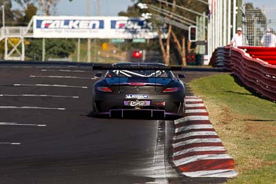 63;10-February-2013;63;Australia;Bathurst;Bathurst-12-Hour;Erebus-Motorsport;Erebus-Racing;Grand-Tourer;Lee-Holdsworth;Mercedes‒Benz-SLS-AMG-GT3;Mt-Panorama;Murrays-Corner;NSW;New-South-Wales;Peter-Hackett;Tim-Slade;auto;endurance;motorsport;racing;super-telephoto