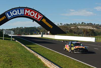 5;10-February-2013;5;Australia;Bathurst;Bathurst-12-Hour;Grand-Tourer;Klark-Quinn;Mt-Panorama;NSW;New-South-Wales;Porsche-911-GT3-R-997;Shane-Van-Gisbergen;Tony-Quinn;VIP-Petfoods;auto;endurance;motorsport;racing;telephoto