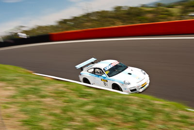 8;10-February-2013;8;Australia;Bathurst;Bathurst-12-Hour;Grand-Tourer;Kurt-Dujardyn;Level-Racing;Mt-Panorama;NSW;New-South-Wales;Olivier-Muytjens;Philippe-Broodcooren;Philippe-Richard;Porsche-911-GT3-Cup-997;The-Esses;auto;endurance;motion-blur;motorsport;racing;wide-angle