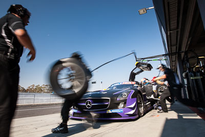 1;1;7-February-2014;Australia;Bathurst;Bathurst-12-Hour;Bernd-Schneider;Erebus-Motorsport;Erebus-Racing;Maro-Engel;Mercedes‒Benz-SLS-AMG-GT3;NSW;New-South-Wales;Nico-Bastian;atmosphere;auto;endurance;motion-blur;motorsport;pitlane;racing;wide-angle