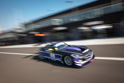 1;1;7-February-2014;Australia;Bathurst;Bathurst-12-Hour;Bernd-Schneider;Erebus-Motorsport;Erebus-Racing;Maro-Engel;Mercedes‒Benz-SLS-AMG-GT3;NSW;New-South-Wales;Nico-Bastian;atmosphere;auto;endurance;motion-blur;motorsport;pitlane;racing;wide-angle