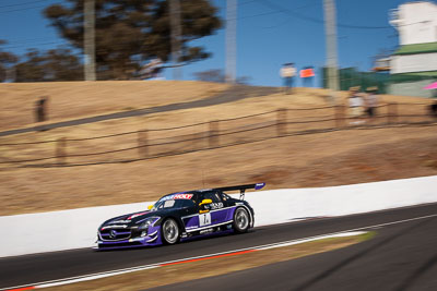 1;1;8-February-2014;Australia;Bathurst;Bathurst-12-Hour;Bernd-Schneider;Erebus-Motorsport;Erebus-Racing;Maro-Engel;Mercedes‒Benz-SLS-AMG-GT3;NSW;New-South-Wales;Nico-Bastian;auto;endurance;motorsport;racing;telephoto