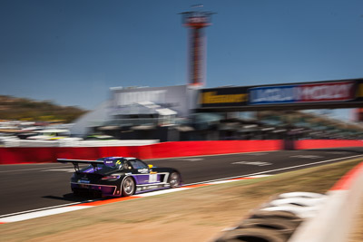 1;1;8-February-2014;Australia;Bathurst;Bathurst-12-Hour;Bernd-Schneider;Erebus-Motorsport;Erebus-Racing;Maro-Engel;Mercedes‒Benz-SLS-AMG-GT3;NSW;New-South-Wales;Nico-Bastian;auto;endurance;motion-blur;motorsport;racing;sky;wide-angle