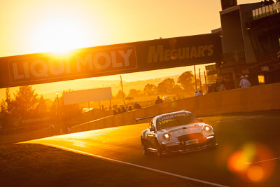 19;19;9-February-2014;Australia;Bathurst;Bathurst-12-Hour;Damien-Flack;NSW;New-South-Wales;Porsche-997-GT3-Cup;Rob-Smith;Rosche-Visper;Shane-Smollen;auto;endurance;motorsport;racing;sunrise;telephoto