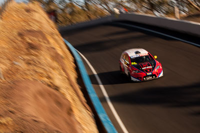 22;22;9-February-2014;Australia;Bathurst;Bathurst-12-Hour;GT-RadialRadio-Hauraki;Lewis-Scott;NSW;New-South-Wales;Richard-Billington;Seat-Leon-Supercopa;Stuart-Owers;auto;endurance;motion-blur;motorsport;racing;telephoto