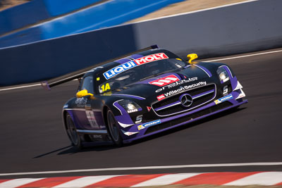 1;1;9-February-2014;Australia;Bathurst;Bathurst-12-Hour;Bernd-Schneider;Erebus-Motorsport;Erebus-Racing;Maro-Engel;Mercedes‒Benz-SLS-AMG-GT3;NSW;New-South-Wales;Nico-Bastian;auto;endurance;motorsport;racing;super-telephoto