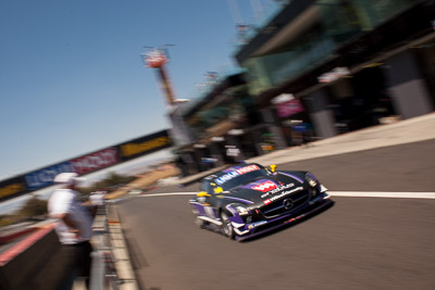 1;1;28mm;9-February-2014;Australia;Bathurst;Bathurst-12-Hour;Bernd-Schneider;Erebus-Motorsport;Erebus-Racing;Maro-Engel;Mercedes‒Benz-SLS-AMG-GT3;NSW;New-South-Wales;Nico-Bastian;auto;endurance;motion-blur;motorsport;racing;sky