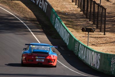 45;45;9-February-2014;Australia;Barton-Mawer;Bathurst;Bathurst-12-Hour;Duvashen-Padayachee;NSW;New-South-Wales;Porsche-997-GT3-Cup;Rencorp-Hyundai-Forklifts;Richard-Muscat;auto;endurance;motorsport;racing;super-telephoto