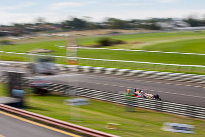 9;29-March-2014;9;Australia;Dallara;Dallara-F307-Mercedes;Formula-3;Open-Wheeler;R‒Tek-Motorsport;Roland-Legge;Sandown-Raceway;Shannons-Nationals;Topshot;Victoria;telephoto