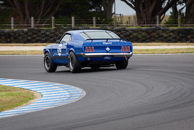 62;24-November-2018;62;Australia;Ford-Mustang;Historic-Touring-Cars;Ian-Mewett;Island-Magic;Phillip-Island;Victoria;auto;motorsport;racing;super-telephoto