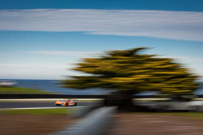 59;59;59-Racing-HSY-Opti-‒-Coat;9-June-2019;AGT;Australia;Australian-GT;Australian-GT-Championship;Fraser-Ross;Grand-Tourer;McLaren-720S-GT3;Phillip-Island;Ryan-Simpson;Shannons-Nationals;Victoria;auto;clouds;motorsport;racing;sky;telephoto