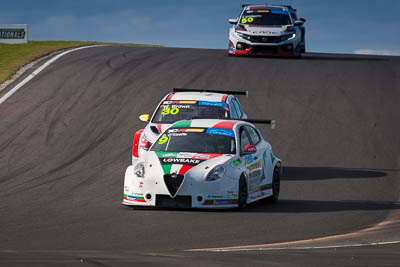30;9;30;9;9-June-2019;Alfa-Romeo-Giulietta-Veloce;Ashley-Seward-Motorsport;Australia;Australian-TCR;Dylan-OKeeffe;HMO-Customer-Racing;Hyundai-I30N;Phillip-Island;Shannons-Nationals;Victoria;William-Brown;auto;motorsport;racing;super-telephoto