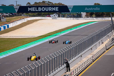 16;33;64;16;24-November-2019;33;64;Australia;Claudia-Lennox;Elliot-MkII;Formula-Vee;Francois-Habib;HF-Racing;ISpeed-Motorsports;Island-Magic;Nicholas-Grigg;Open-Wheeler;Phillip-Island;Sabre-01;Sabre-02;VIC;Victoria;auto;motorsport;racing;telephoto