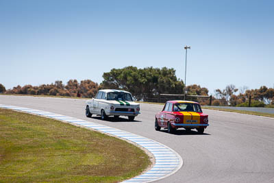 58;63;24-November-2019;58;63;Australia;Donald-Knight;Ford-Cortiina;Ford-Cortina;Historic-Touring-Cars;Island-Magic;John-Luxmoore;Phillip-Island;VIC;Victoria;auto;motorsport;racing;super-telephoto