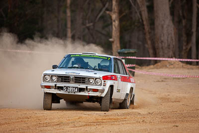 7;1979-Datsun-Stanza;29-November-2019;7;Alpine-Rally;Australia;Bairnsdale-Speedway;C1;Datsun;East-Gippsland;Gippsland;Hugh-Reardon‒Smith;Rally;Ryan-Smart;VIC;auto;classic;historic;motorsport;racing;super-telephoto;vintage